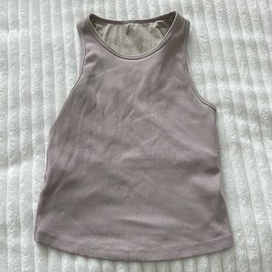 Vuori Crop Tank Light Purple size small